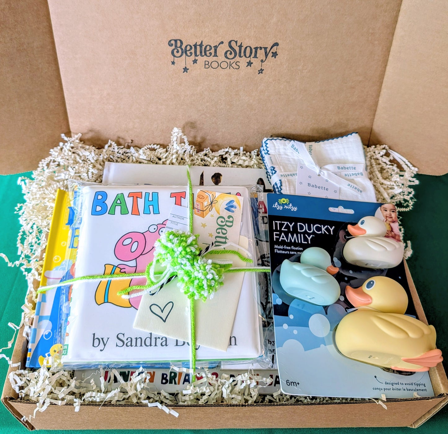 Bathtime Baby Gift Box & Book Bundle | Harry the Dirty Dog Book Bundle with Rubber Ducky Set